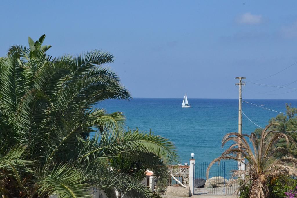 La Casa A Mare B&B เมสซีนา ภายนอก รูปภาพ